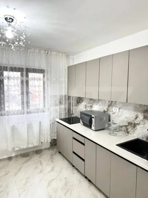 Apartament 3 camere, 65 mp, zona Cetate - imagine 4