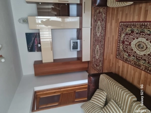 Inchiriez apartament cu 2 camere 