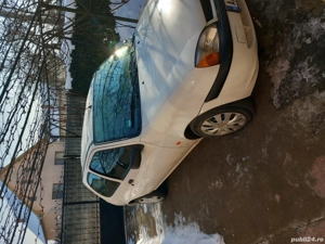 Ford fiesta 1.3 benzină  - imagine 2