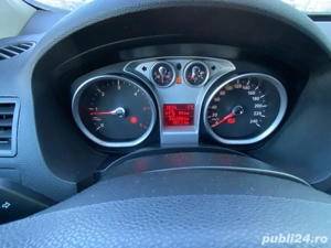 Ford Kuga 2011 - imagine 6