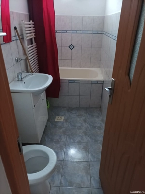 Închiriez apartament cu doua camere în Marghita 
