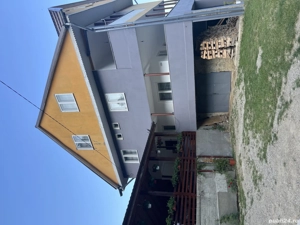 Pensiune de vânzare la poalele Ceahlaului.