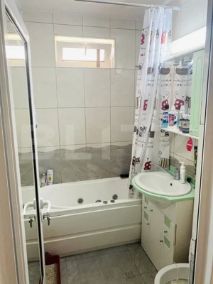Apartament 2 camere, decomandat, 43 mp, zona Micro II - imagine 7