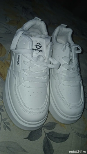 adidasi dama sneakers