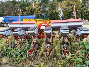 Semănătoare IrTem 6 rânduri 2022, Pneumatică - imagine 2