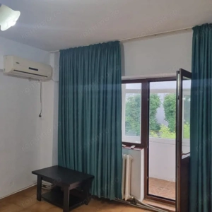 APARTAMENT DE VANZARE CU 3 CAMERE  - imagine 2