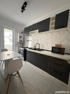 Garsoniera de inchiriat 