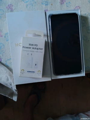 Telefon mobil nou honor 400    700 de lei urgent