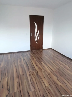 Inchiriez spatiu  - imagine 4
