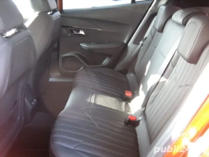 Peugeot 2008 1.2 PURE TECH 131 CP 2020 ALLURE,Led,Piele,Navi 3D,Touch,Climatronic,Camera,Jante 17". - imagine 11