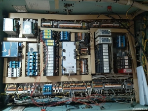 Ofer servicii Electrician cu 25 de ani experienta 