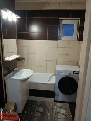 Închiriez apartament cu 2 camere, mobilat, decomandat, parter,cu centrală termică,zona CORINA-TUDOR - imagine 9