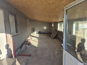 Casa si teren 3500mp in comuna Amaru BZ   4 camere   renovata in 2025   Pret: 25.000     - imagine 3