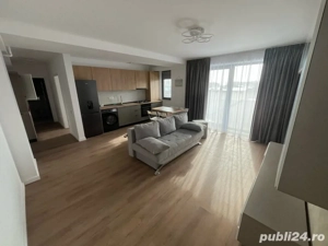 inchiriez apartament 2 camere bulevardul 1 Mai cu 2 locuri de parcare