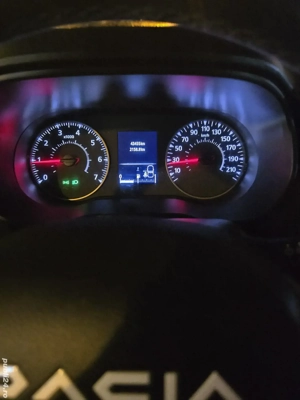 Vand Dacia Duster - imagine 4