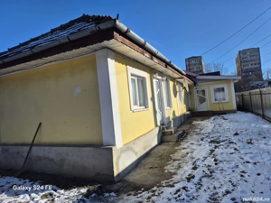  Casă din cărămidă   Zona Dărmănești