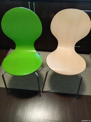 Scaune cu picioare metalice