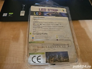 Vând Bandă LED Multicoloră, 5 Metri, cu Telecomandă, Nouă - imagine 2