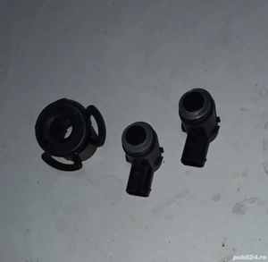 Senzor parcare bara spate Dacia Logan ii/Sandero ii/Duster Renault 284375765R de origine  - imagine 2