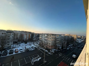 Apartament decomandat cu 3 camere - Cartier E3 - centrala proprie