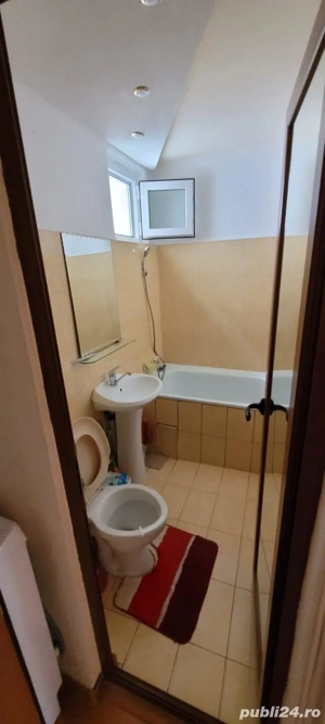 Inchiriez apartament termen lung (1500 lei )   regim hotelier (150 lei per zi)  - imagine 3