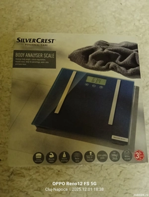 Cântar cu Analiză Medicală.