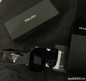 Ochelari de soare Prada
