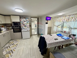 Casă / Vilă cu 4 camere de vânzare în zona Central - imagine 8