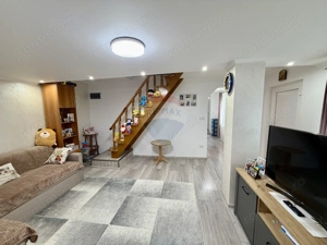 Casă / Vilă cu 4 camere de vânzare în zona Central - imagine 9