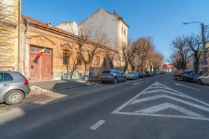 Apartament 2 camere parter înalt, ideal pentru birou, reprezentanță.