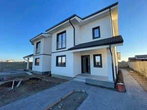 Duplex despartit prin camera tehnica - finisaje premium