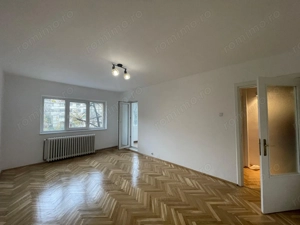 Apartament 3 camere - 2 bai - decomandat