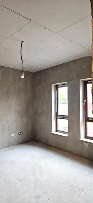 Ocazie Duplex 3 camere - pozitie excelenta în Sânmihaiu Român