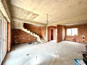 Super pret - Duplex cu 4 camere - teren generos  |Sǎcǎlaz|