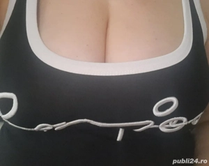 Doamna matura,( 46)migniona, si diferita Luni vineri 9 -19!