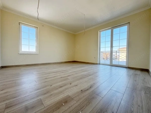 Apartament 2 camere decomandat 53mp utili + 4mp balcon, Giroc Hotel IQ