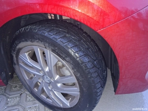 peugeot 208 - imagine 2