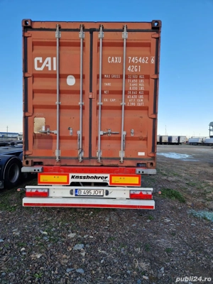 Containere maritime la 12 metri 