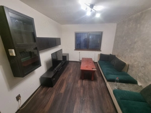 PIATA CET-apartament 2 camere decomandat cu gaze - imagine 2