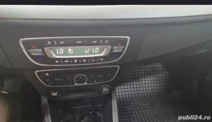 Renault Megane benzina, euro 5 - imagine 5