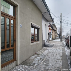 Spațiu comercial stradal P+M   64 mp   + mansardă   Urziceni