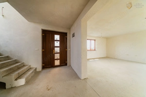 Vilă noua P+M in Sanleani - imagine 4