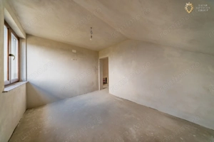 Vilă noua P+M in Sanleani - imagine 18