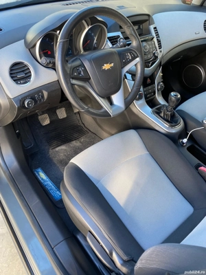 Chevrolet Cruze MY11 - imagine 7