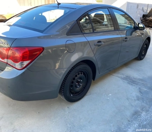Chevrolet Cruze MY11 - imagine 3