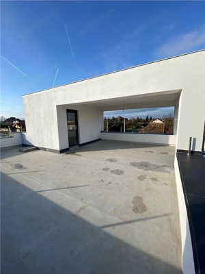 Vila moderna cu terasa panoramica, zona Gai