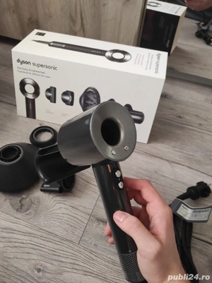 Uscator de par Dyson