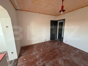 Apartament 3 camere, decomandat - zona Velenta - imagine 4