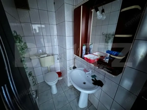 Apartament 3 camere, decomandat - zona Velenta - imagine 9