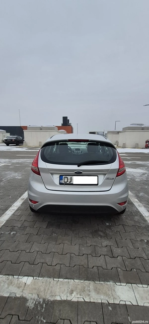 Ford Fiesta 1,2 benzina, 2012. Pret 3.500 EURO - imagine 2